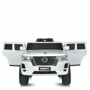 Дитячий електромобіль Джип M 4837EBLR-1 білий до 40 кг