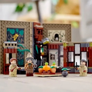 Детский конструктор HARRY POTTER "Учеба в Хогвартсе: Урок травологии" 60008