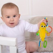 Підвіска-пищалка з прорізувачем