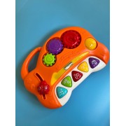 Дитяча музична іграшка