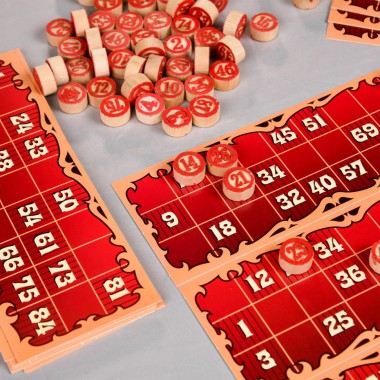 Настольная игра Традиционное Лото 30488 бочонки 90 штук