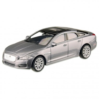 Машина металева JAGUAR XJ "WELLY" 44040CW масштаб 1:43