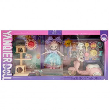 Детская игрушечная кукла 