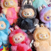 Детская мягкая игрушка-брелок The Monsters Labubu Labubu-3 в ассортименте