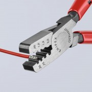 Інструмент для обжиму контактних гільз 97 61 145 A