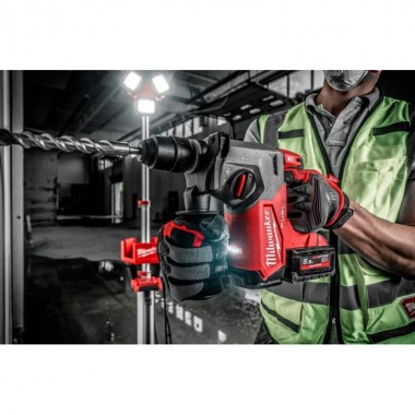 Перфоратор аккумуляторный бесщёточный SDS-PLUS MILWAUKEE M18 FHX-552X (2,5Дж) (ЗУ+2Х5,5Ач+HDкейс)