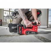 Шлифмашина ленточная аккумуляторная бесщеточная MILWAUKEE M18 FBTS75-0 (каркас)