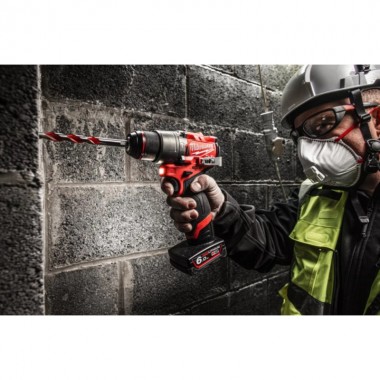 Дриль-шуруповерт акумуляторний безщітковий ударний MILWAUKEE M12 FPD2-202X (37Нм) (ЗУ+2Х2Ач+HDкейс)