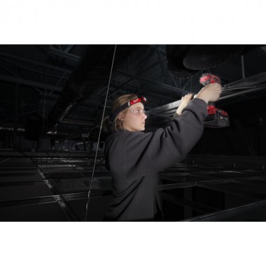 Аккумуляторный налобный фонарь заряжаемый через USB L4 HLRP-301 (4933479767) Milwaukee Аккумуляторный налобный фонарь заряжаемый через USB L4 HLRP-301 (4933479767) Milwaukee