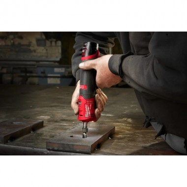 Шліфмашина пряма цангова акумуляторна MILWAUKEE, M12 FDGS-0, діаметр 6/8мм Шліфмашина пряма цангова акумуляторна MILWAUKEE, M12 FDGS-0, діаметр 6/8мм