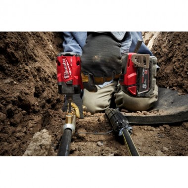 Гайковерт высокомоментный MILWAUKEE 1/2" (339 Нм) MILWAUKEE M18 FUEL FIW2P12-0X фиксацией пином
