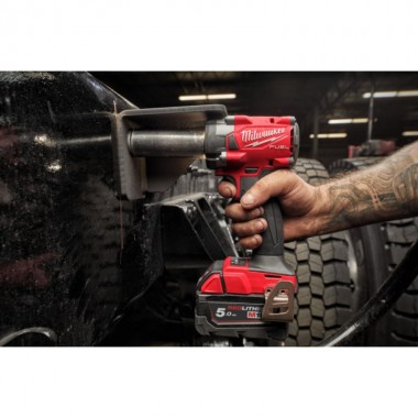 Гайковерт высокомоментный MILWAUKEE 1/2" (339 Нм) MILWAUKEE M18 FUEL FIW2P12-0X фиксацией пином