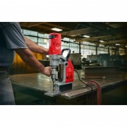 Дрель на магнитной станине с электромагнитом MILWAUKEE MDE 41 4933451015