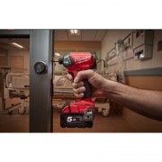 Винтоверт акумуляторний гідравлічний 1/4'' HEX MILWAUKEE, M18 FUEL FQID-502X, 50Нм (+ заряд. устройство, 2 аккум.Х 5Ач, кейс)