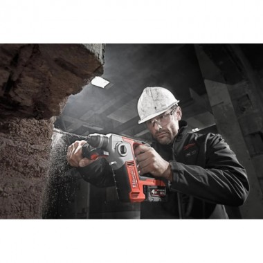 Перфоратор аккумуляторный SDS PLUS M18 BH-402C 4933443330 Перфоратор аккумуляторный SDS PLUS M18 BH-402C 4933443330