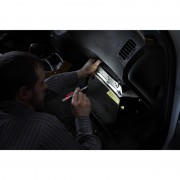 Компактный фонарь на батарейках IPL-LED