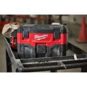 Аккумуляторный пылесос для влажной и сухой уборки M18 VC2-0 MILWAUKEE 4933464029