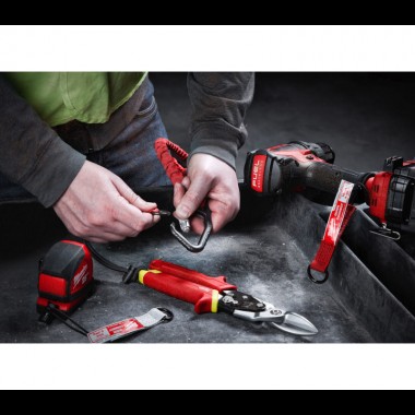 Страховочный эластичный строп для электроинструмента весом до 4.5 кг MILWAUKEE 4932471351 Страховочный эластичный строп для электроинструмента весом до 4.5 кг MILWAUKEE 4932471351