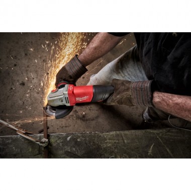 Кутошліфувальна машина AGV 13-125 XSPDEB с AVS, тормозом и лопаточным выключателем MILWAUKEE