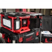 Зарядное устройство/фонарь MILWAUKEE M18 POALC-0 4933478120