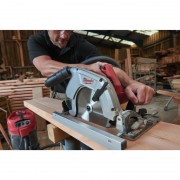 Пила ручна дискова MILWAUKEE, CS 85 CBE, 2200Вт, O235мм (+ пиляльний диск, паралельний упор, адаптер для пилососу, ключ для диск