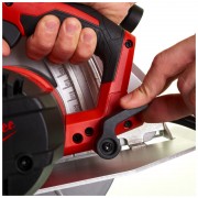 Пила ручна дискова MILWAUKEE, CS 85 SB, 2200Вт, діаметр 235 мм ( +пиляльний диск, паралельний упор, адаптер для пилососу, ключ д