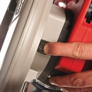 Пила ручна дискова MILWAUKEE, SCS 65 Q, 1900Вт, 190 мм (акція)