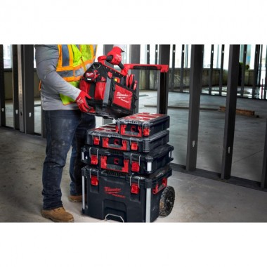 Скринька на колесах MILWAUKEE PACKOUT TROLLEY BOX 4932464078
