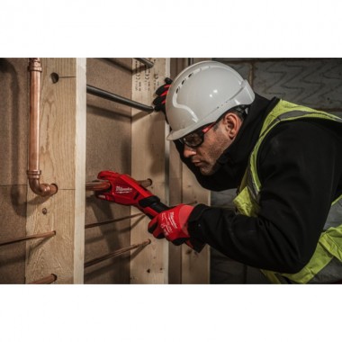 Акумуляторний труборіз по неіржав. сталі MILWAUKEE M12PCSS-202C (+2 акумулятори, зарядний пристрій, HD кейс) Акумуляторний труборіз по неіржав. сталі MILWAUKEE M12PCSS-202C (+2 акумулятори, зарядний пристрій, HD кейс)