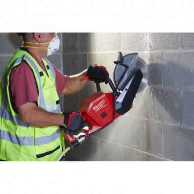 Машина отрезная аккумуляторная бесщёточная MILWAUKEE Ø230мм M18 FCOS230-121 (ЗУ+1акк.Х12Ач) , (замен Машина отрезная аккумуляторная бесщёточная MILWAUKEE Ø230мм M18 FCOS230-121 (ЗУ+1акк.Х12Ач) , (замен