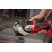 Обжимник гідравлійчний акумуляторний для кабелів MILWAUKEE, M18 HCCT-201CFORCE LOGIC™ 53 кН (+ заряд.пристрій, 1 акум., HD кейс)