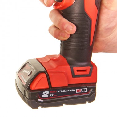 Гідравлічний пробійник для отворів FORCE LOGIC MILWAUKEE M18 HKP-201C 4933451202 (зарядний пристрій M12-18 FC, 1 акумулятор M18
