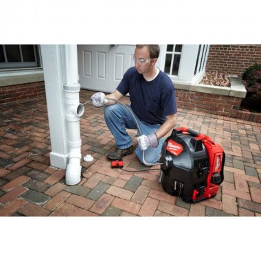 Машина прочистная аккумуляторная ранцевая MILWAUKEE M18 FFSDC10-0 трос 10мм (каркас) Машина прочистная аккумуляторная ранцевая MILWAUKEE M18 FFSDC10-0 трос 10мм (каркас)