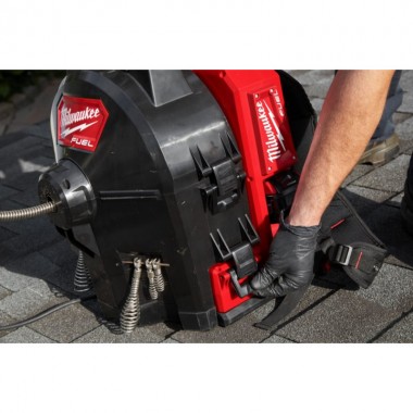 Машина прочистная аккумуляторная ранцевая MILWAUKEE M18 FFSDC13-0 трос 13мм (каркас) Машина прочистная аккумуляторная ранцевая MILWAUKEE M18 FFSDC13-0 трос 13мм (каркас)
