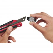 Выдвижной нож MILWAUKEE 18 мм 48221961