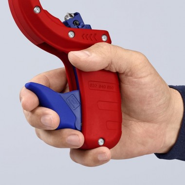 Труборез для пластиковых труб до 50мм KNIPEX DP50