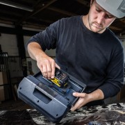 Прожектор переносной 4000 lumen VEGA 4 CONNECT SCANGRIP