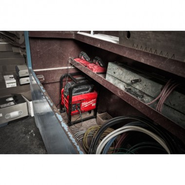 Инвертор напряжения аккумуляторный 864Втч MXF PS-602 с батареями MILWAUKEE MX FUEL