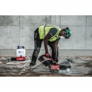 Каска защитная BOLT100 невентилируемая для промышленного альпинизма желтая MILWAUKEE