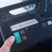 Прожектор переносной 12 000 lumen NOVA 12 for Life SCANGRIP (с Bluetooth управлением)