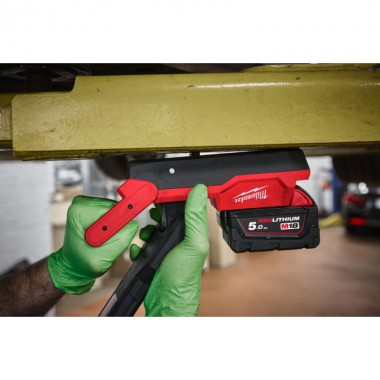 Прожектор аккумуляторный на магните 2500люмен M18 ABL-0 MILWAUKEE