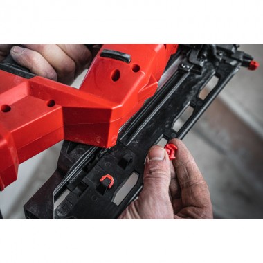 Пістолет цвяхозабивний акумуляторний безщітковий MILWAUKEE, M18 FN16GA-0, 32-64мм (каркас, картонне пакування)