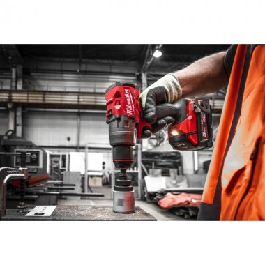 Дриль-шурупокрут з ударом акумуляторний MILWAUKEE, M18 FPD3MC-502X, 158Нм, (+ заряд.пристрій, 2 акум., HD кейс)+M18 ALIS-0+жилет