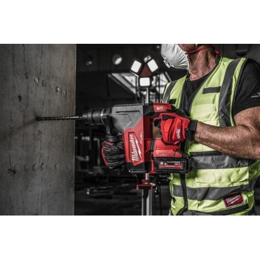 Перфоратор аккумуляторный бесщёточный SDS PLUS удар 5,0 Дж M18 ONEFHPX-0X FUEL FIXTEC™