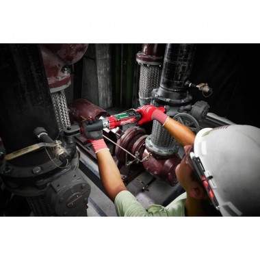 Ключ динамометрический электронный 1/2 (16.9 - 203.4 Нм) MILWAUKEE M12 ONEFTR12-0C FUEL (каркас)