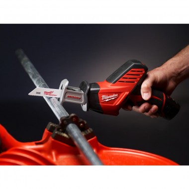 Аккумуляторная сабельная пила MILWAUKEE C12 HZ-0 4933411925