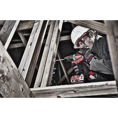 Аккумуляторная ударная дрель-шуруповерт, крут. мом. 60 Нм, MILWAUKEE M18 CBLPD-422C 4933472116
