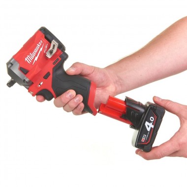 Аккумуляторный гайковерт MILWAUKEE M12 FIW38-422X FUEL (339 Нм) 4933464613