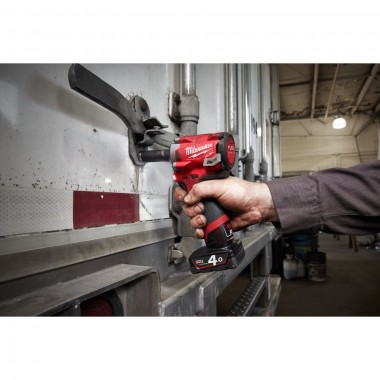 Аккумуляторный гайковерт MILWAUKEE M12 FIWF12-0 FUEL крут. мом 339 Нм, 4933464615