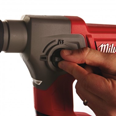 Аккумуляторный перфоратор 1.1 Дж MILWAUKEE SDS-Plus M12 Бесщёточный двигатель CH-0 4933441947